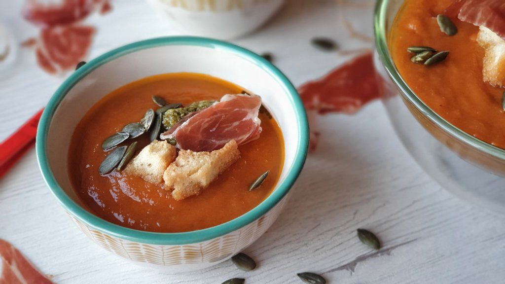 Томатный суп с хамоном Хоселито
